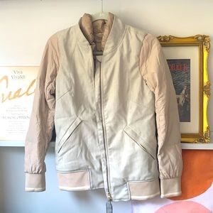 Lululemon Goose Down Zip! 🤍